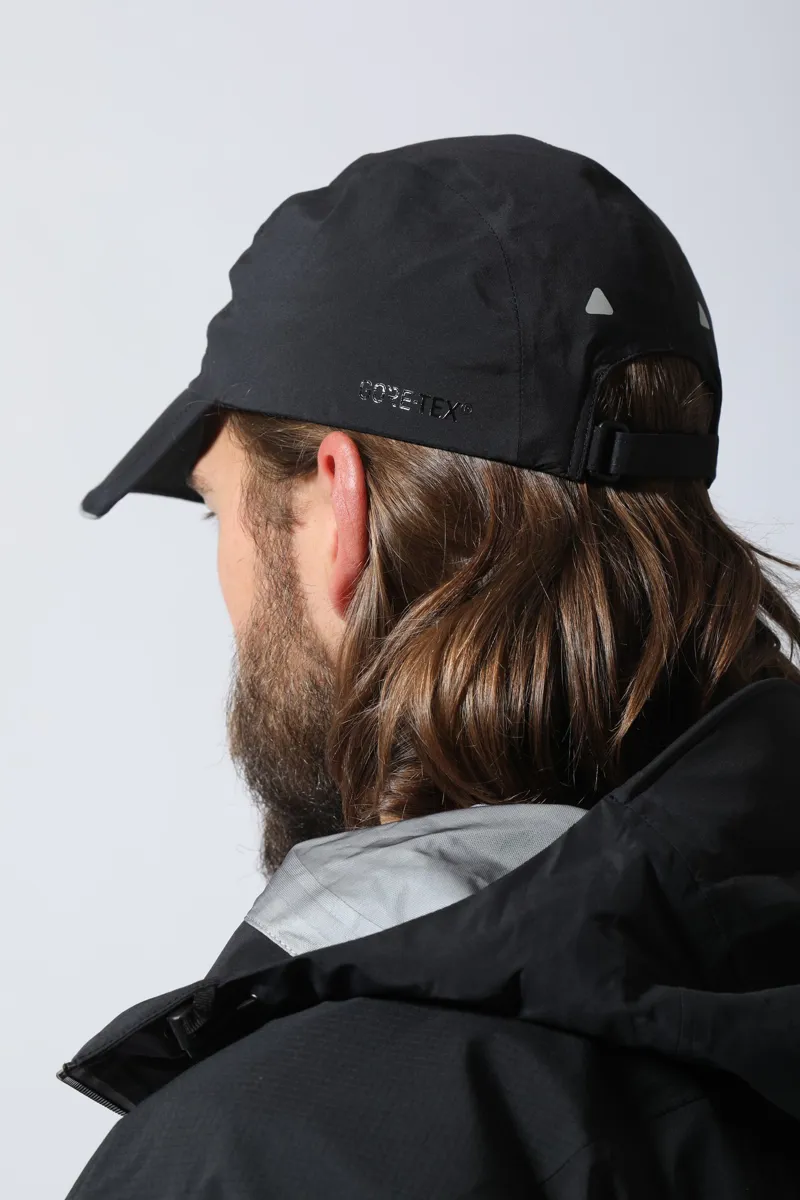 Montane Fleet Cap - Black-2